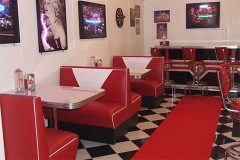 Australia TShed diner-American 1950s retro diner furniture project from Australia TShed diner